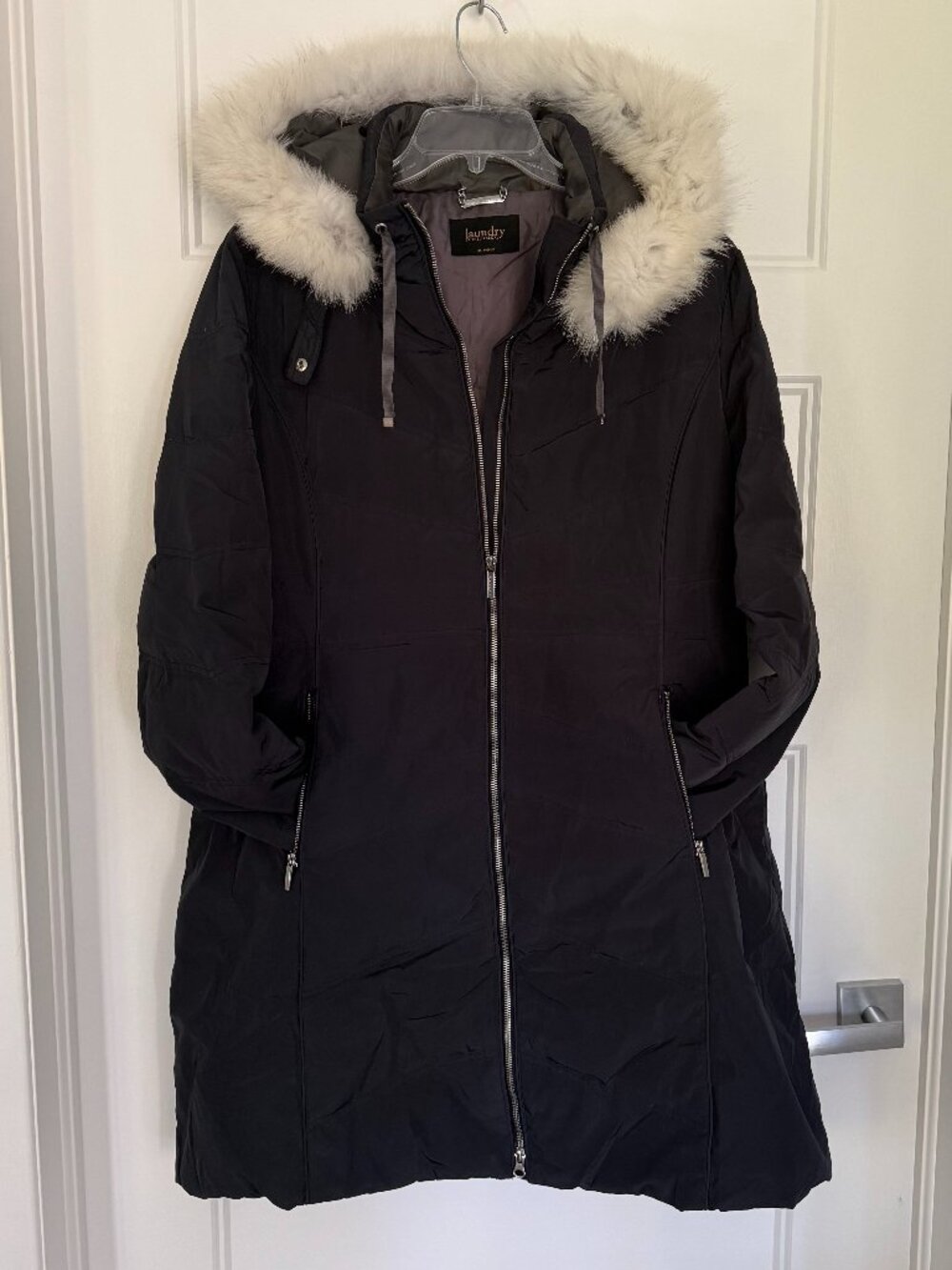 Laundry by Shelli Segal - Dark Blue Duvet Coat with White Fur Hood - XL